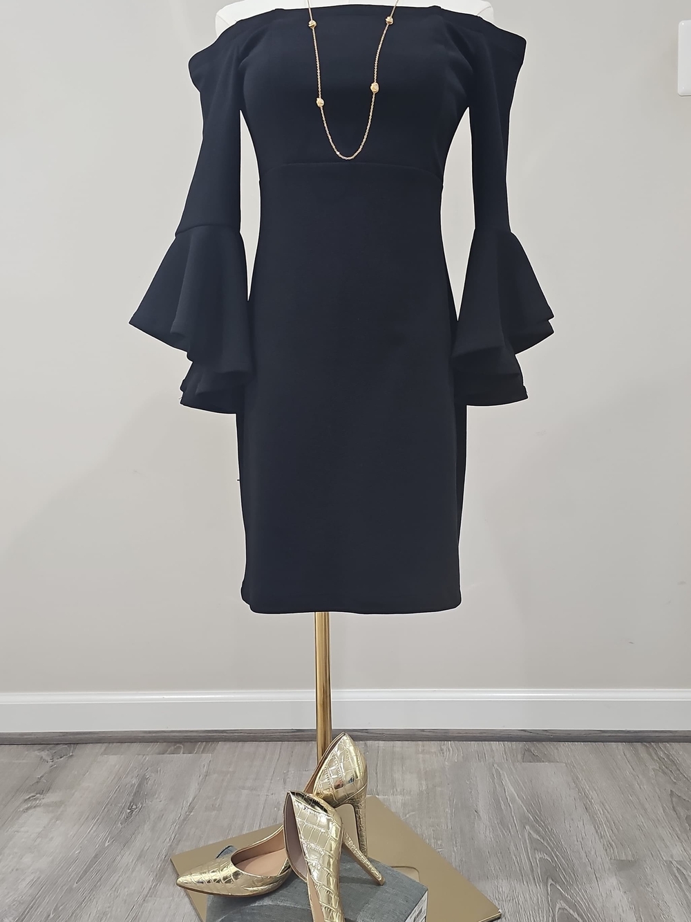Teeze Me Black Off-Shoulder Bell-Sleeve Cocktail Dress Size 9/10